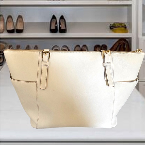 Michael Kors Jet Set White Tote bag EUC - Picture 2 of 5
